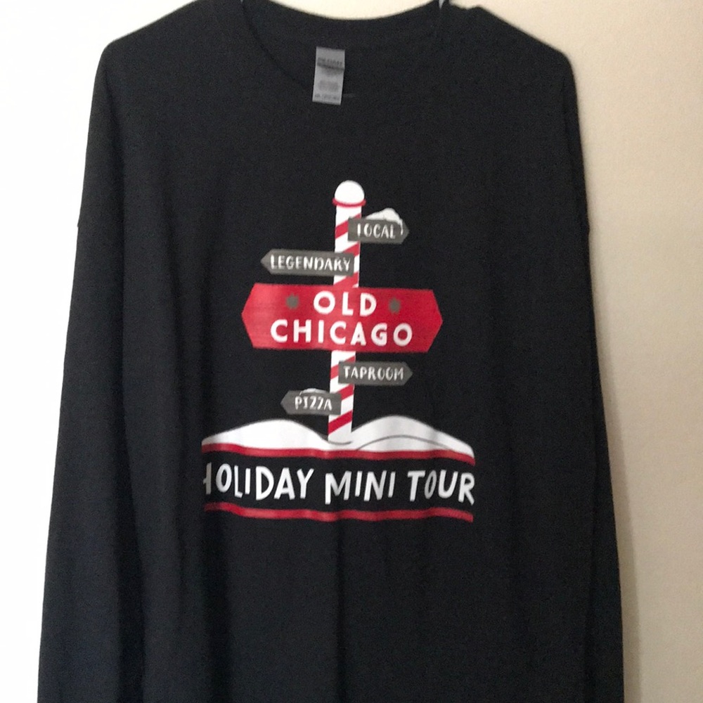Old Chicago men’s long sleeve shirt